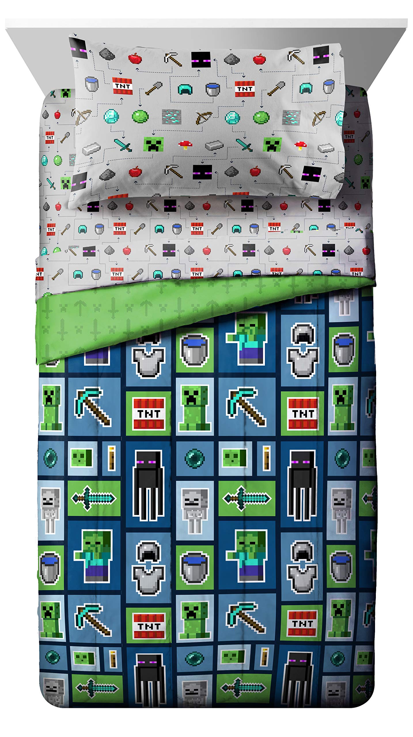 Jay Franco Minecraft Monster Hunters 4 Piece Twin Bed Set - Includes Reversible Comforter & Sheet Set - Bedding Features Creeper - Super Soft Fade Resistant Microfiber (Official Minecraft Product)