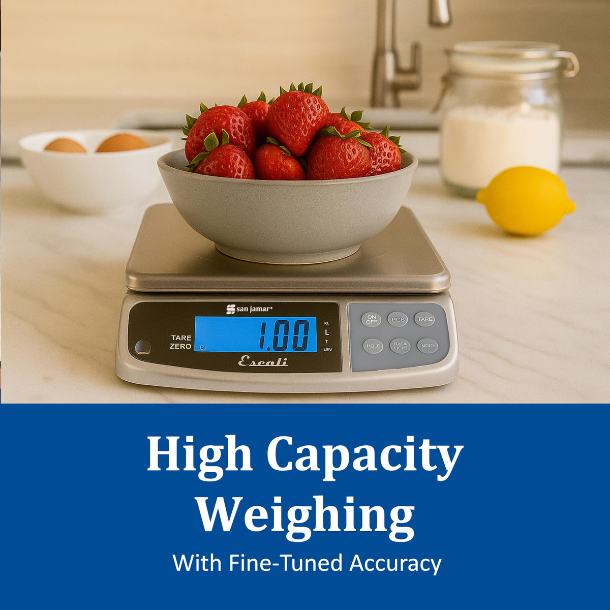 San Jamar Digital Food Scale, Battery Operated with 66 Pound Capacity for Cooking, Baking, Meal Prep, Diet Tracking, Stainless Steel, 6.82 Pounds, Silver