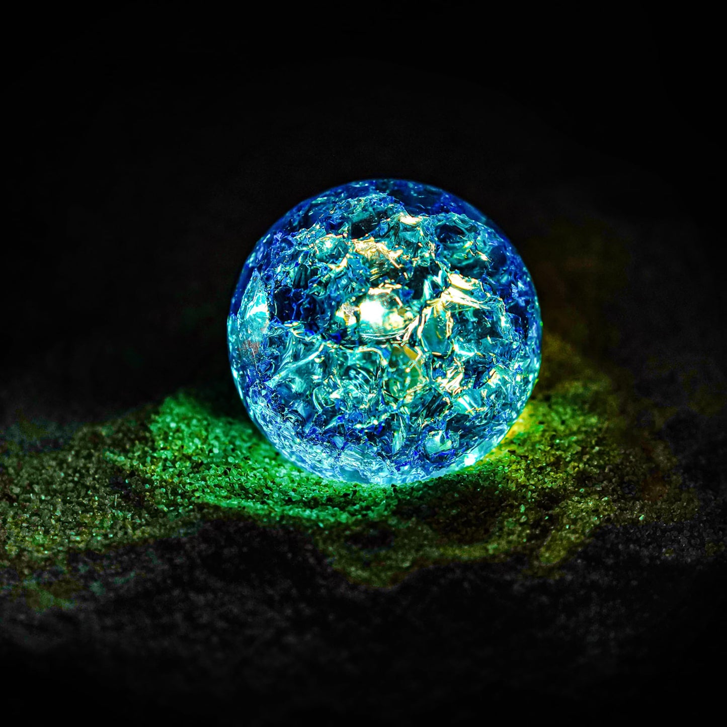 kanpura 60mm Ice Cracked Crystal Ball Paperweight Crystal Ball with Stand Glass Ball Ornament for Christmas Home Decor(Blue)