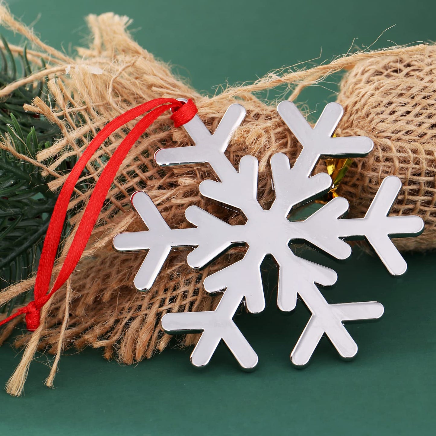 Set of 6 Christmas Hanging Ornaments,Silver Snowflake Christmas Ornament for Xmas Tree Decor, Christmas Tree Hanging Ornament-Snowflake Christmas Ornament Gift (6, Snowflake)