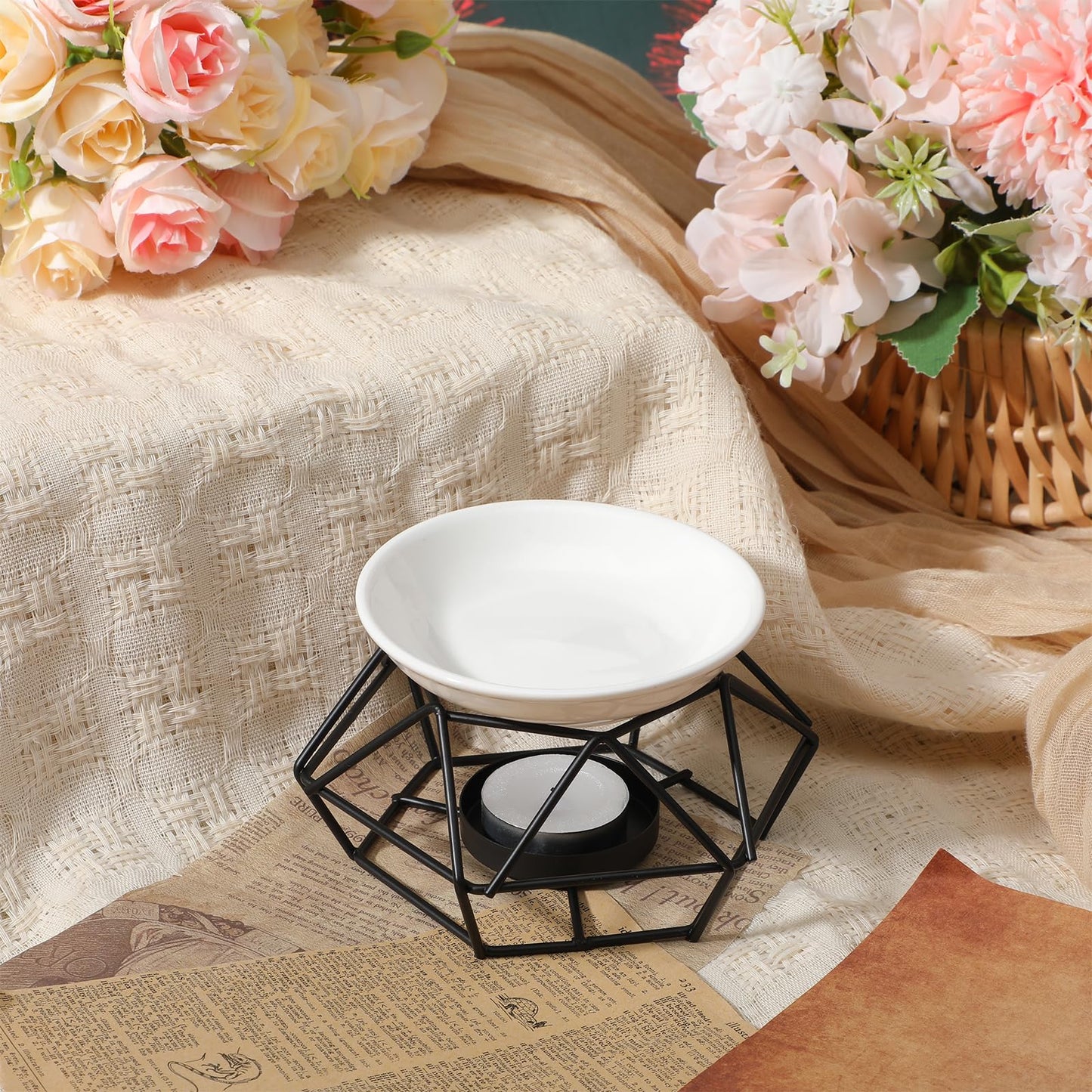4 Pcs Black Metal Essential Oil Burner, Romantic Bird Nest Style Tealight Wax Warmer with Oil Plates, Iron Candle Holder Aroma Diffuser for Home Wedding Office Decoration