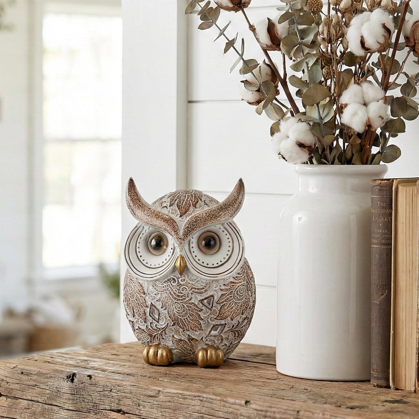 Smadeer Owl Statue and Figurine for Home Decor Accents Adorable Owl for Shelf Bookshelf Bedroom Living Room Office Table Desk Modern Decorations Animal Sculpture for Birds Lovers