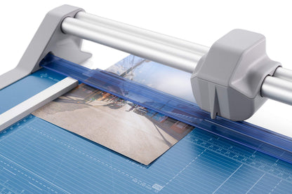 Dahle 552 Professional A3 Self-Sharpening Paper Trimmer, Dual Guide Bar, Automatic Clamp, Safety Protection Cutter, Blue