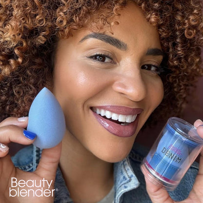 Beautyblender® | Bubble Blender Makeup Sponge | Blend Liquid Foundations, Powders and Creams | Streak Free Application | Vegan, Cruelty Free | Made in USA