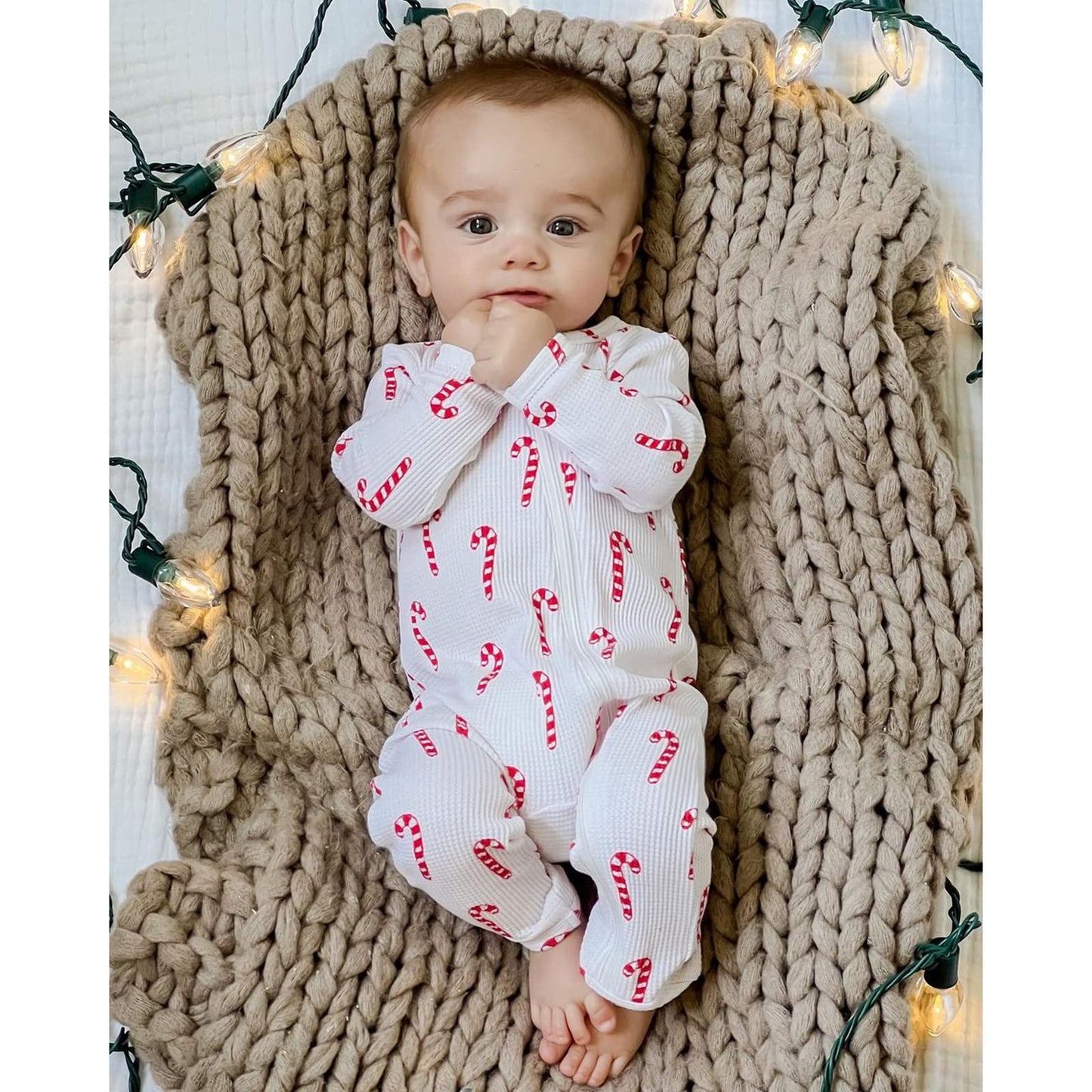 Twopumpkin Newborn Baby Girl Boy Christmas Outfit Plaid Long Sleeve Romper One Piece Zipper Jumpsuit Fall Winter Clothes (A-Santa gifts,6-12 Months)