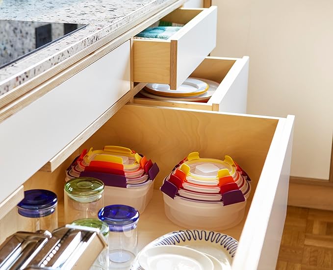 Joseph Joseph Nest Lock 8-piece Plastic BPA Free Round Food Storage Container
