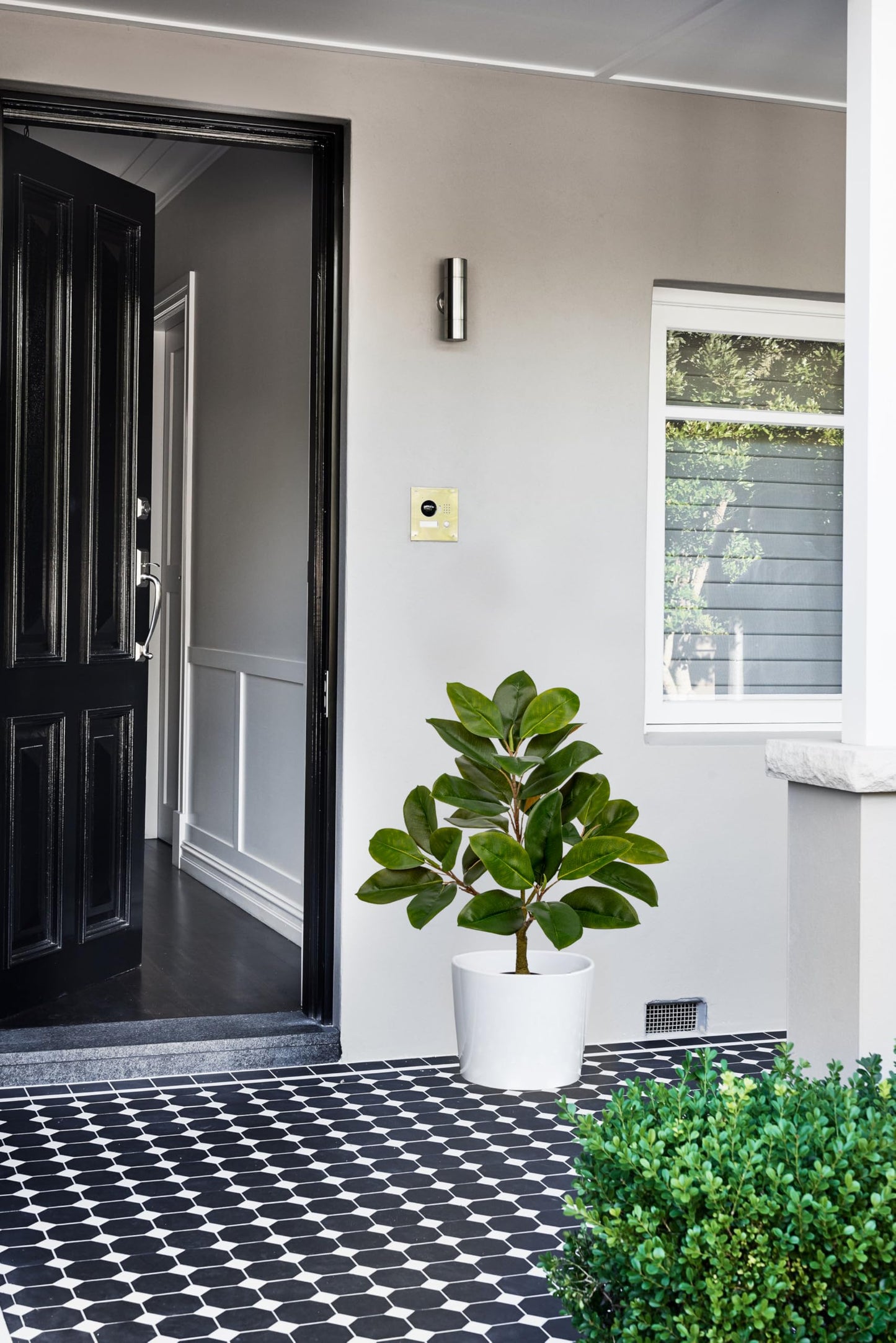 Briful Artificial Magnolia Tree in Black Pot – 26.3in Tall Faux Magnolia Greenery Plant Fake Potted Silk Tree for Home Office Room Kitchen Outdoor Porch Décor