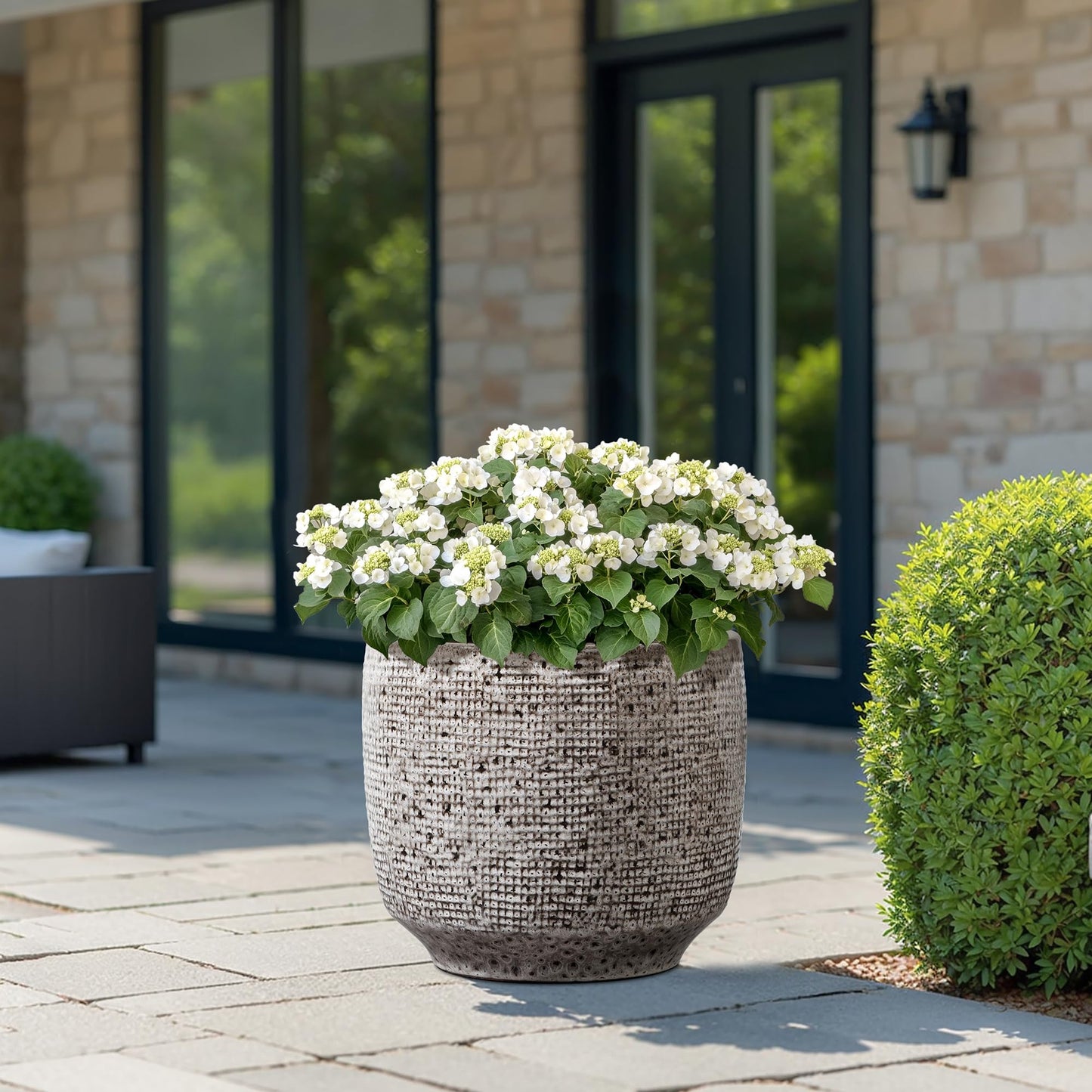 LuxenHome 15.5" Dia Round Ceramic Large Plant Pot for Outdoor Plants, Gray Grid-Pattern Glazed Ceramic Outdoor Planter Pot with Drainage Hole and Rubber Plug, Indoor Flower Pots for Home Garden Patio