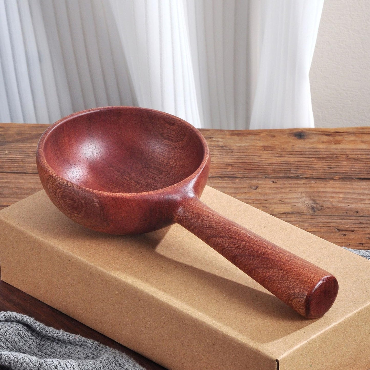 Wooden Water Ladle, 4.3 Inch Large Wood Kitchen Scoop Ladle for Flour Sugar Coffee Beans, Multipurpose Soup Serving Spoon Bath Scoop for Cooking Stirring, Bath Salt, Canisters Flour
