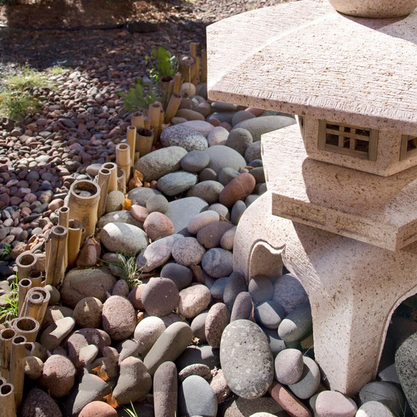 FANTIAN 20 lbs Large River Rocks for Outdoor Landscaping, 3-4 Inch Decorative Pebbles for Landscaping Garden Yard Paving Fish Tank Plant Crafting Walkways and Painting