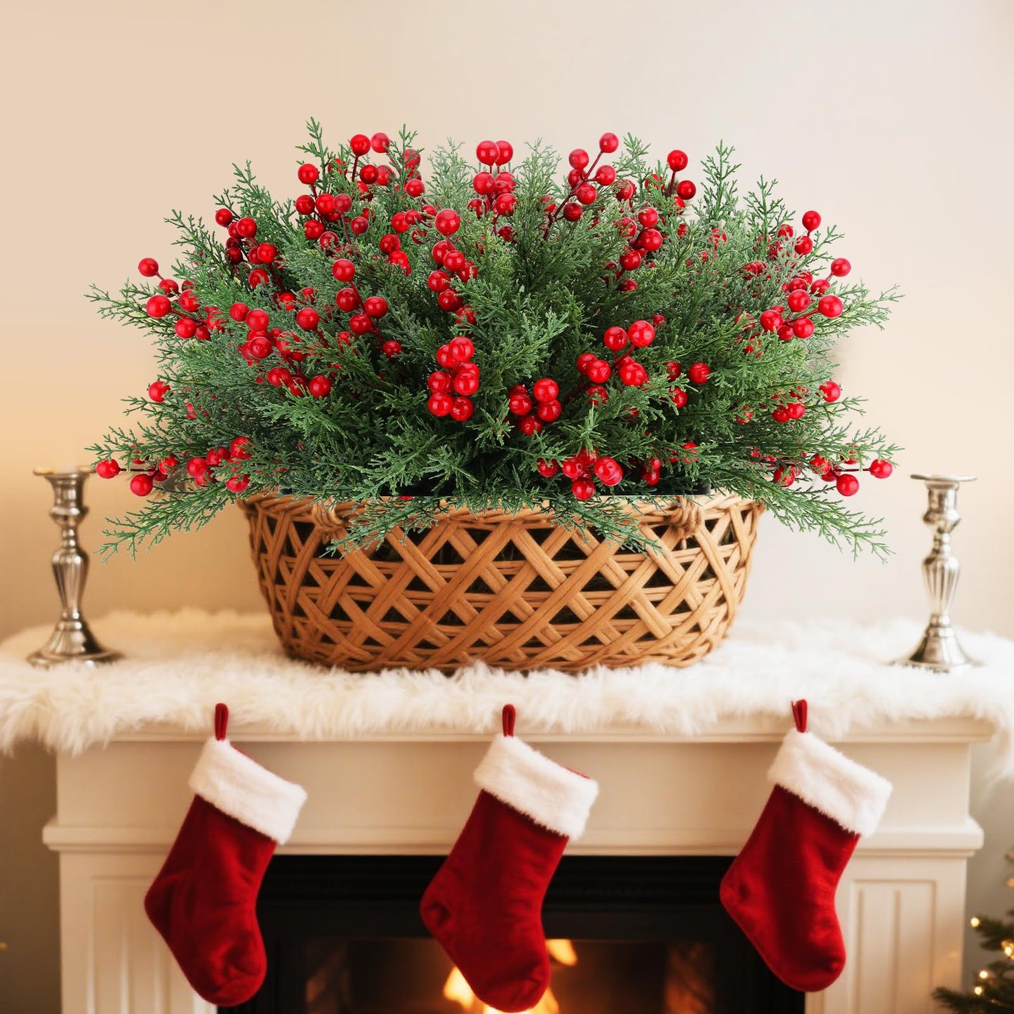 ICEROYCE 4 Bundles 140 Pcs Artificial Christmas Flowers with Red Berry Stems, Fake Norfolk Pine Garland Branches for Winter Decor, Faux Christmas Garland Tree Picks and DIY Crafts (Pine Foliage)