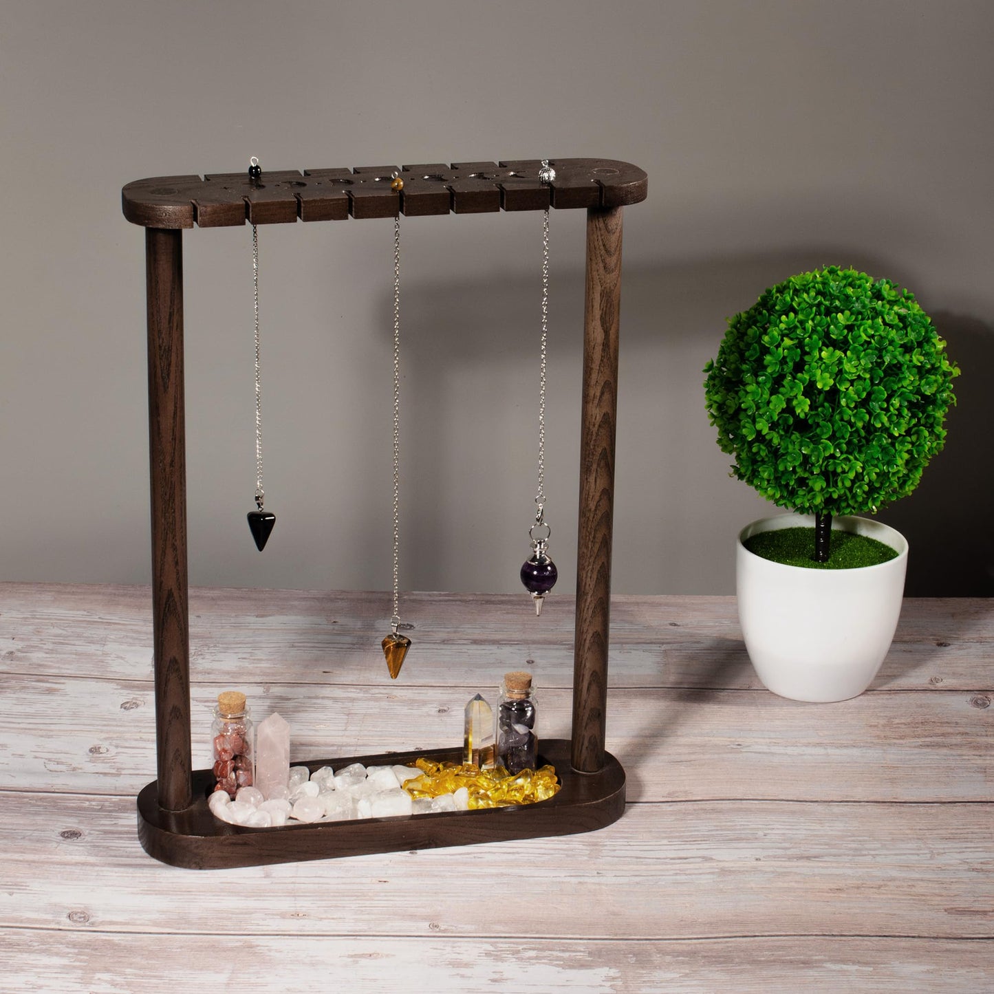 Kihomi Pendulum Display Stand with Tray - Wooden Necklace Stand, Crystal holder for 17 Pendulums and Pendants - Aesthetic Witchy Decor, Witchcraft and Wiccan Supplies for Your Spiritual Space (Brown)