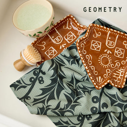 GEOMETRY Christmas Kitchen Towels - Quick Dry Microfiber Cloth Dish Towels for Kitchen Drying - Premium Quick Dry Towel - Winter Foliage