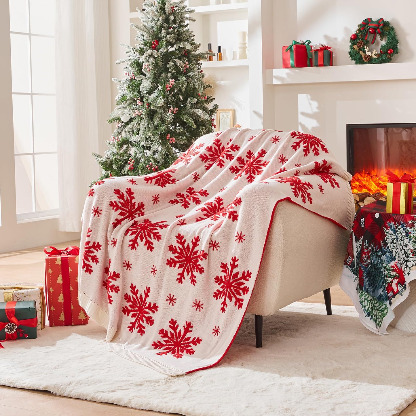 Douceur Christmas Snowflake Throw Blanket, Ultra Soft Red Fluffy Festival Blanket, Reversible Cozy Decorative Blanket for Bed Couch Sofa, Super Soft Indoor Living Room Plush Throws, 50"X60"