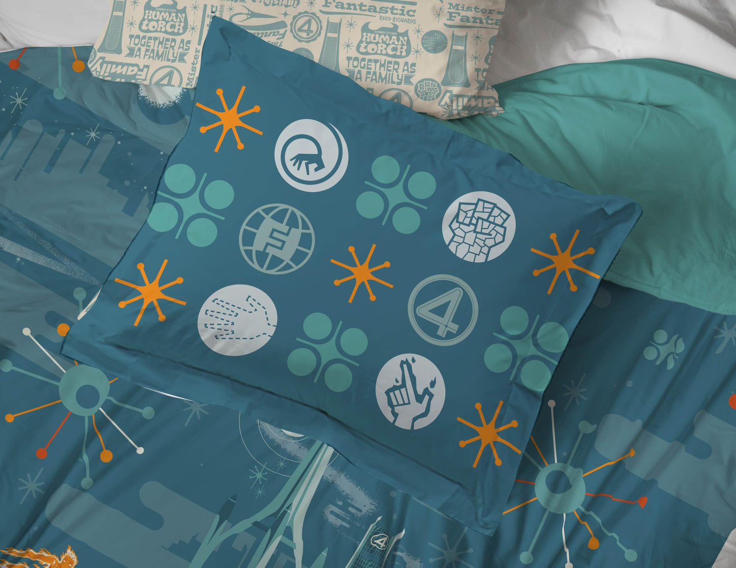 Jay Franco Kids Bed Set, Blue, The Fantastic Four, 5 Piece Twin