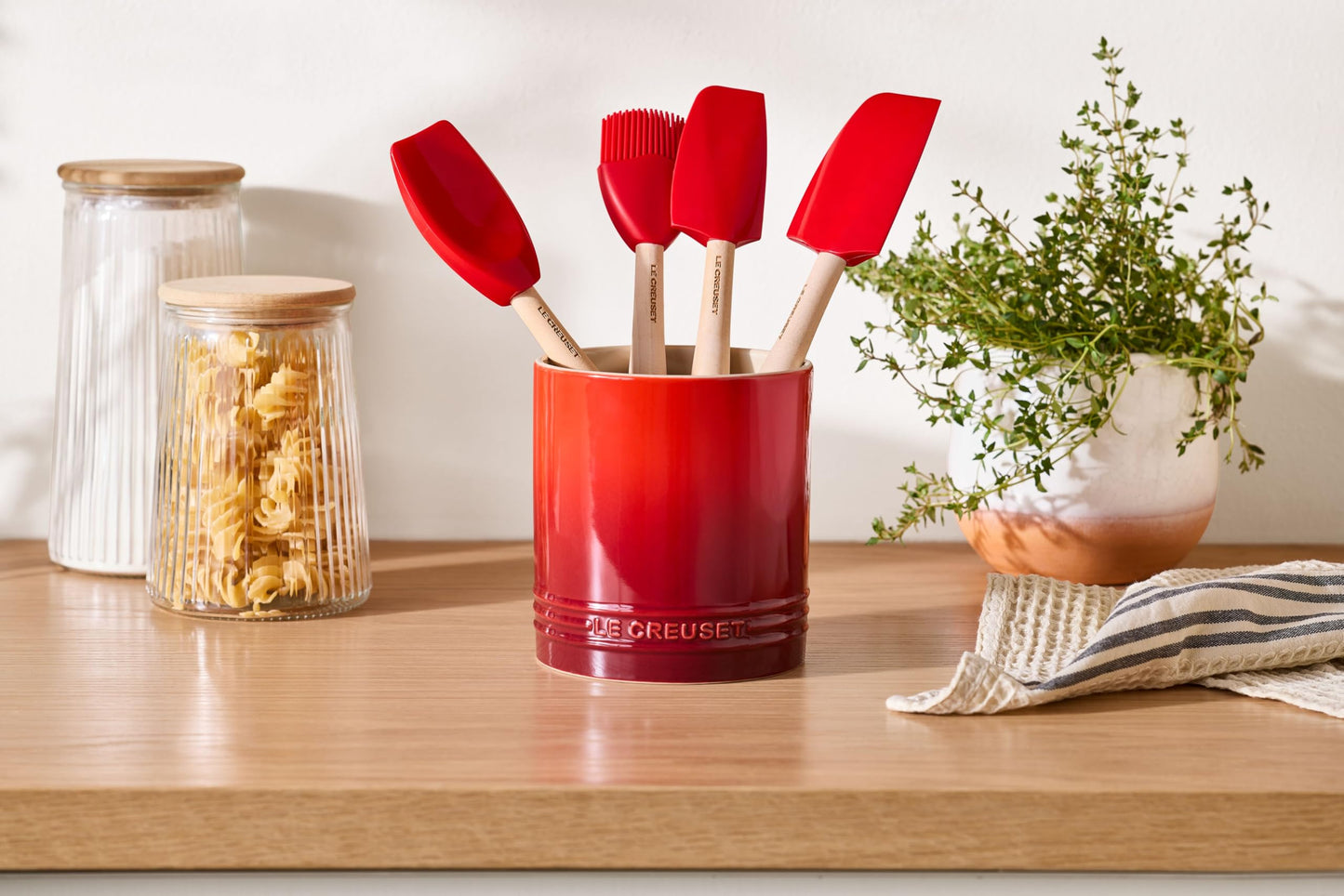 Le Creuset Stoneware Signature Straight Wall Utensil Crock, 1 qt., Sea Salt
