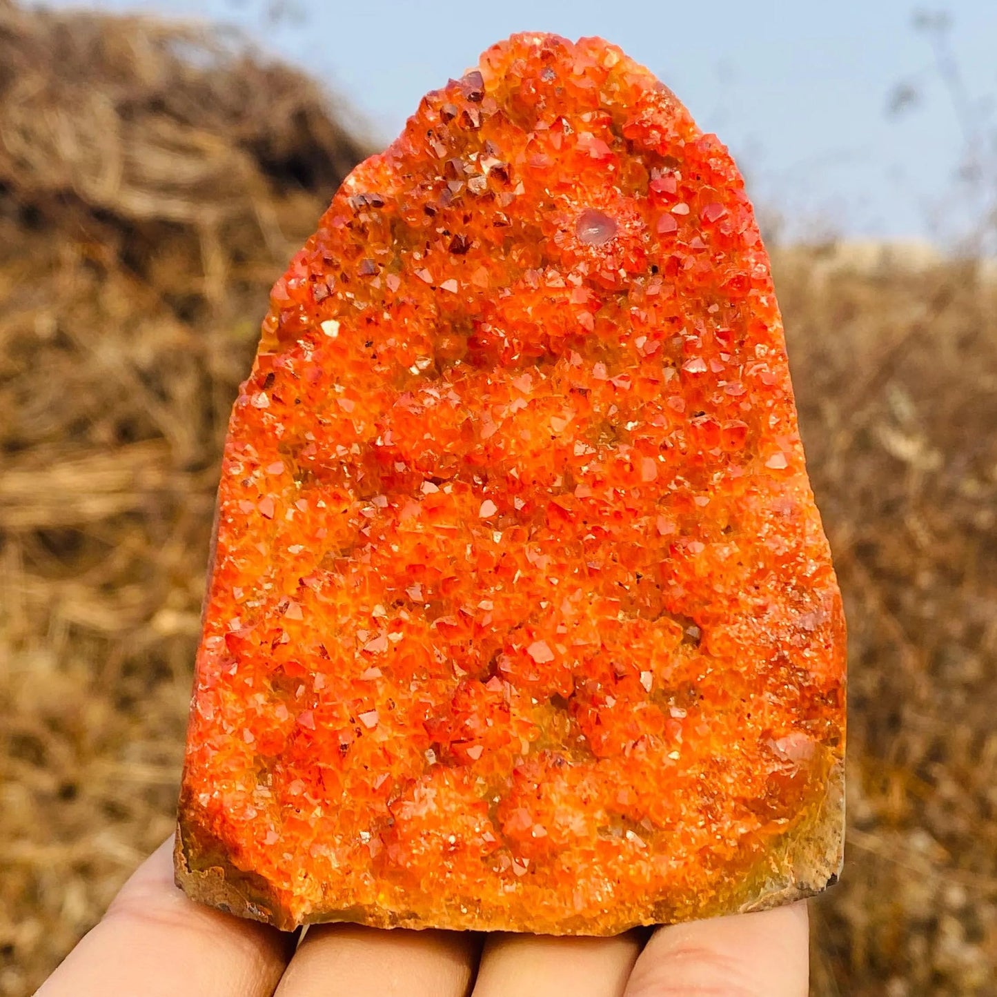 CrystalHola Raw Orange Geode Quartz Cluster 200-300g - Natural Crystal Decorative Stone for Home & Office Decor, Healing Ornaments & Spiritual Gifts, About 2-3 inch, 7-10.5 oz
