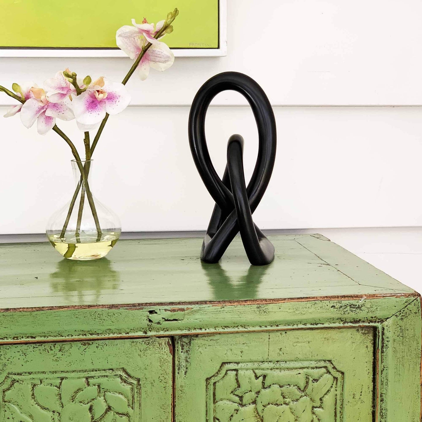 Global Crafts - Soapstone Lovers Knot Sculpture - 10 in Black