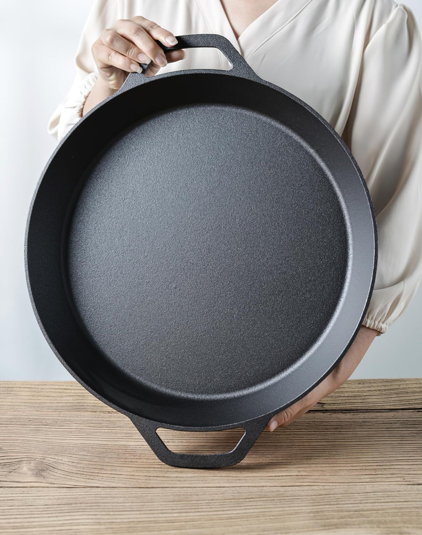 YYMIYU Heavy-Duty Pre-Seasoned Cast Iron Skillet - Dual Assist Handles - Use in the Oven, on the Stove, on the Grill,Commercial or Over a Campfire (20 Inch)
