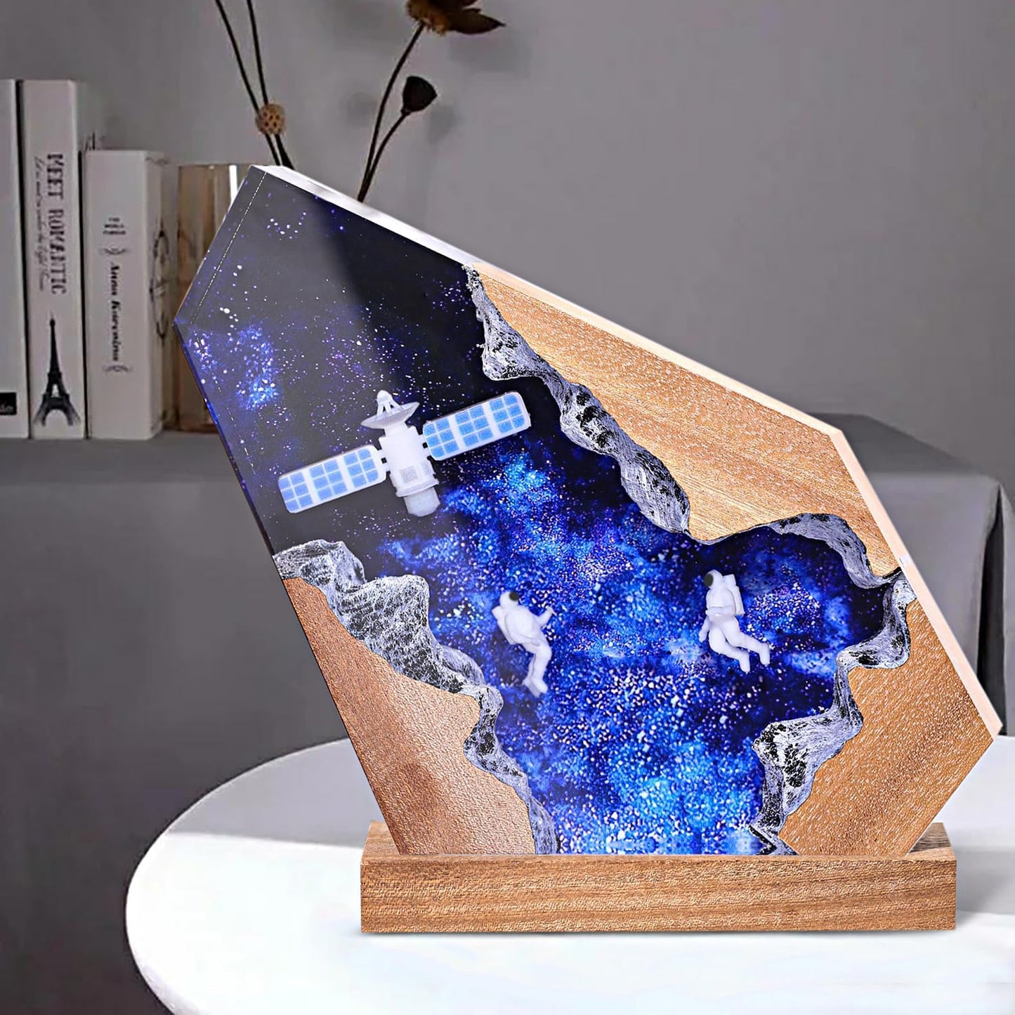 NICE HERA Space Resin Lamp - Handmade Galaxy Resin Night Light with USB Port, Variable Lights, Space Gifts for Adults, Astronaut Enthusiast Collectibles, Unique Birthday Gifts for Him & Her (6"x4")