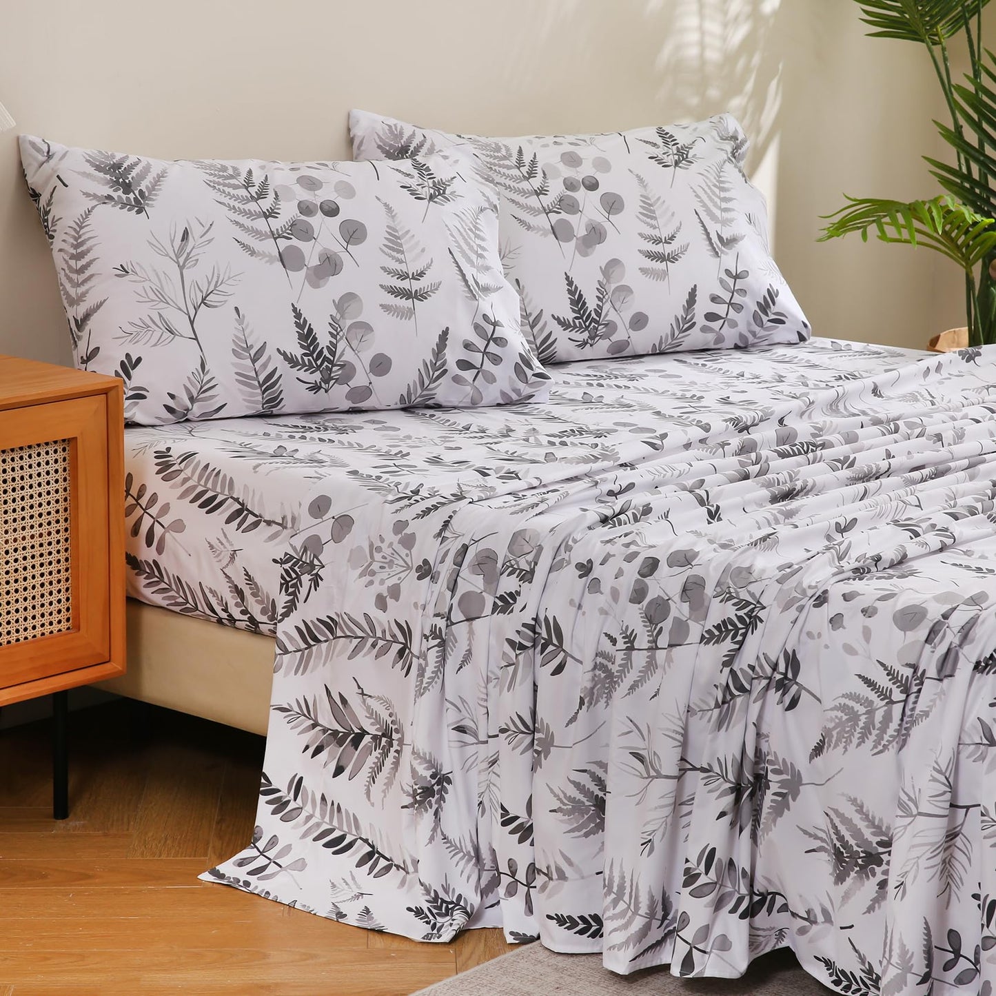 JSD Boho Floral Sheet Set Full Size, 4 Piece Grey Herbs Ferns Printed Microfiber Bed Sheets Deep Pocket