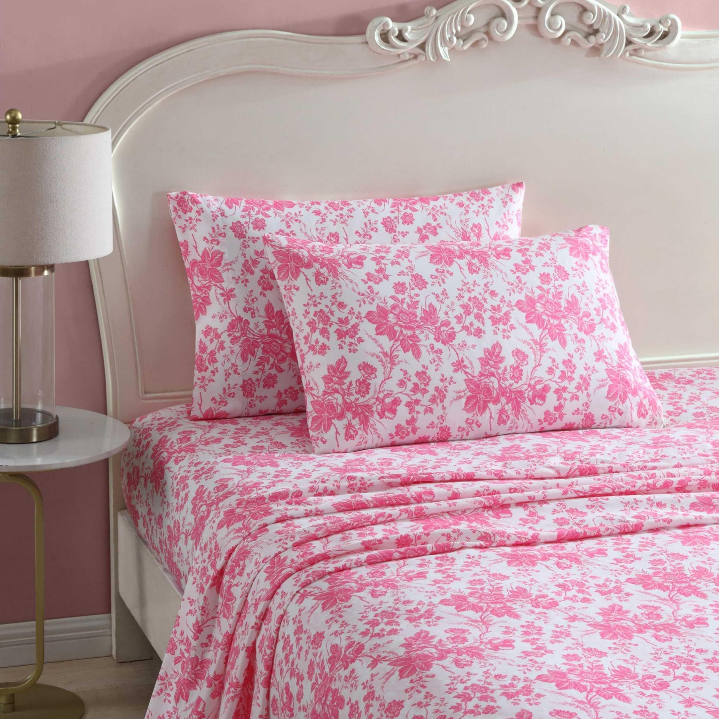 Betsey Johnson - Queen Size Sheet Set, Ultra-Soft Bedding with Smooth & Silky Feel, Deep Pockets, Bed Sheets with Matching Fitted Sheet & Pillowcases (Betseys Toile Pink)