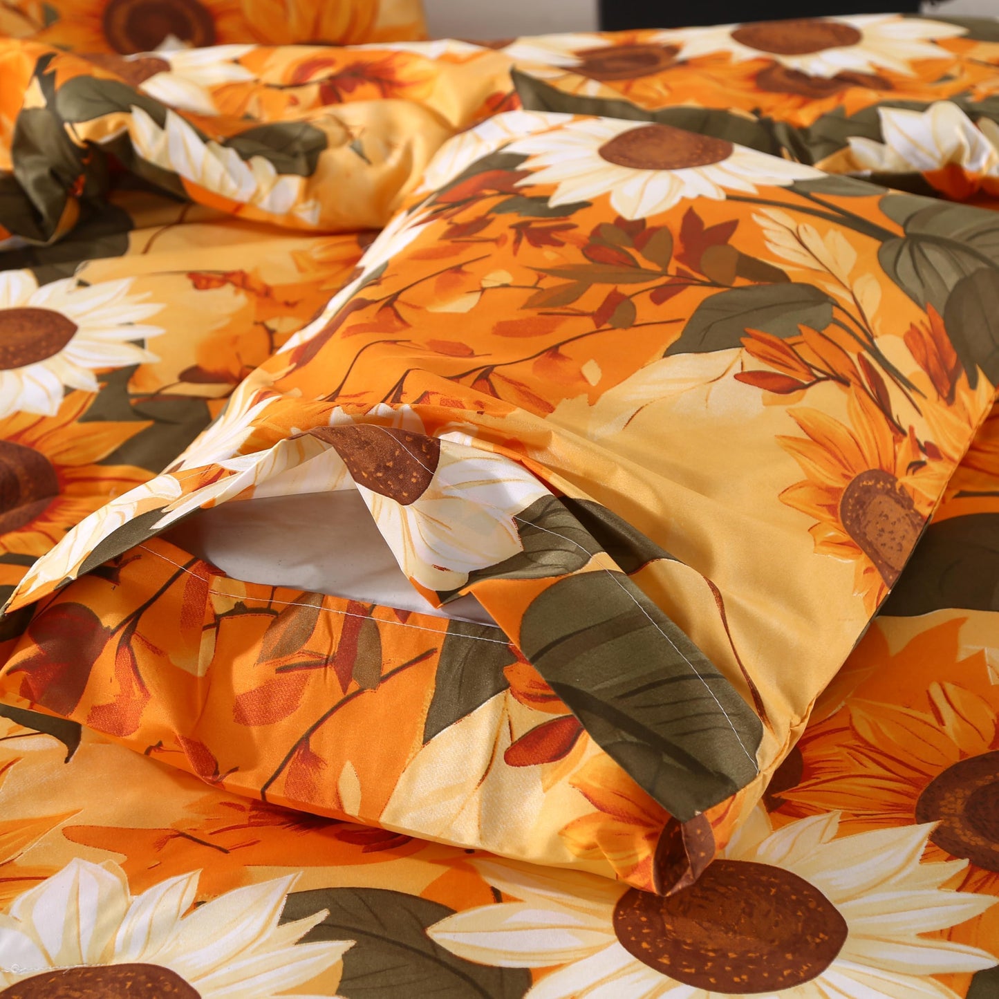 MAG 3Pcs Sunflower Twin Comforter Set,Microfiber Floral Twin Bedding Set,Boho Orange Flower Pattern,All Season Included 1 Comforter + 2 Pillowcases for Toddler Kids Boys Girls,Breathable and Wrinkle.