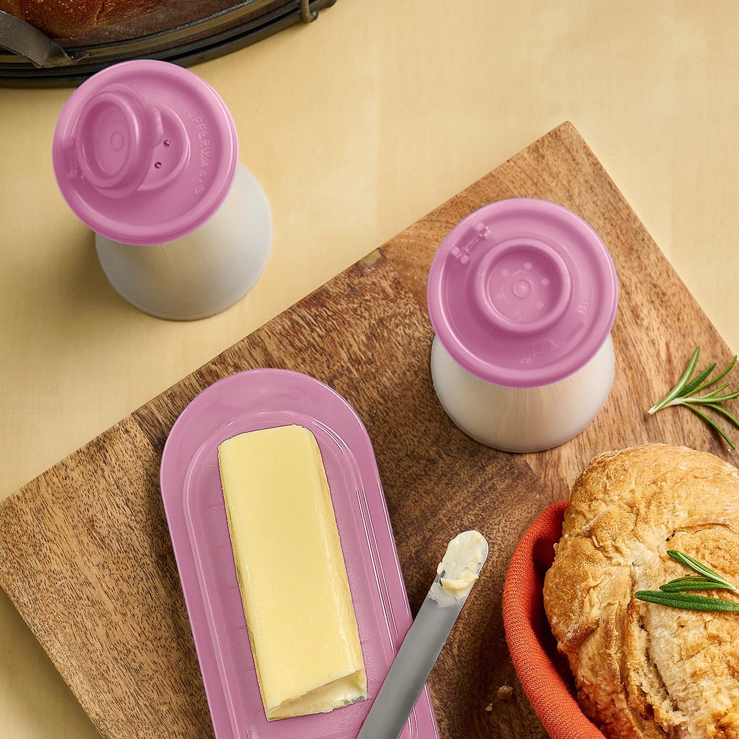 Tupperware Hourglass Salt and Pepper 2-Shaker Set in Purple, Liquid Tight Lids, BPA-Free, Dishwasher Safe