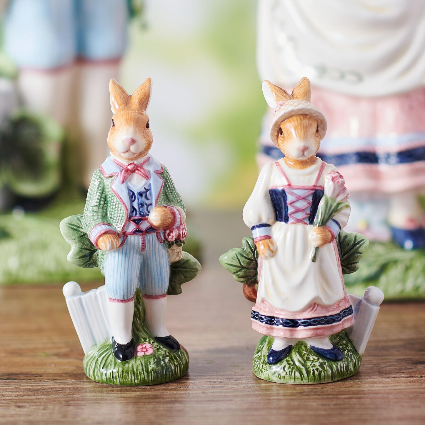 Fitz & Floyd Jardin Rabbit Salt and Pepper Shakers Set of 2, Earthenware Spring Easter Table Decor, Colorful Male and Female Bunny Shakers in Gift Box, 3.25 Inches