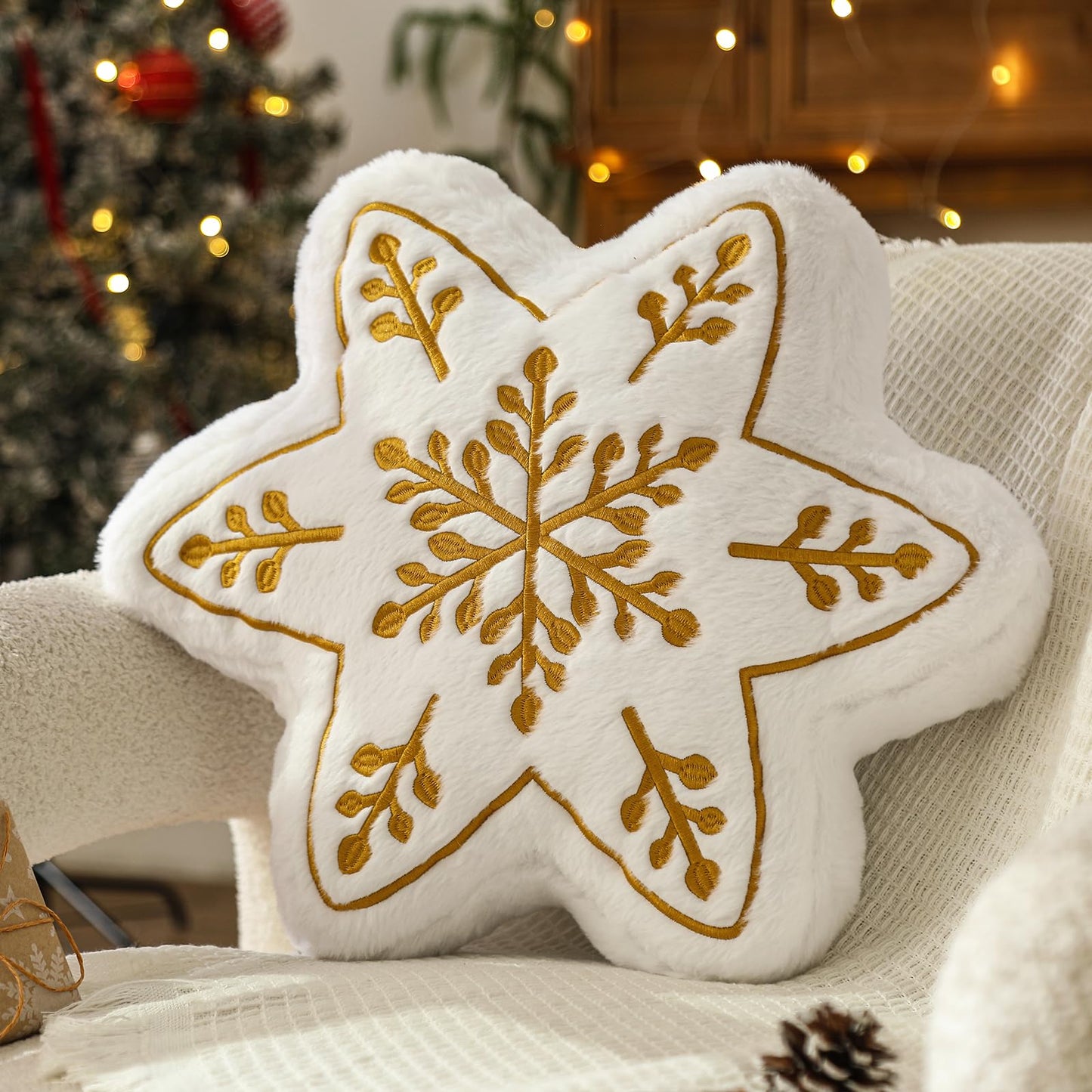 YRXRUS Christmas Snow Pillows, Snow Shaped Pillow, Small Cute Gold Snowflake Pillow for Gifts, Christmas Decorations Throw Pillows for Party, Her, Kids, Girls Xmas Home Decor 13.5x13.5 Inches
