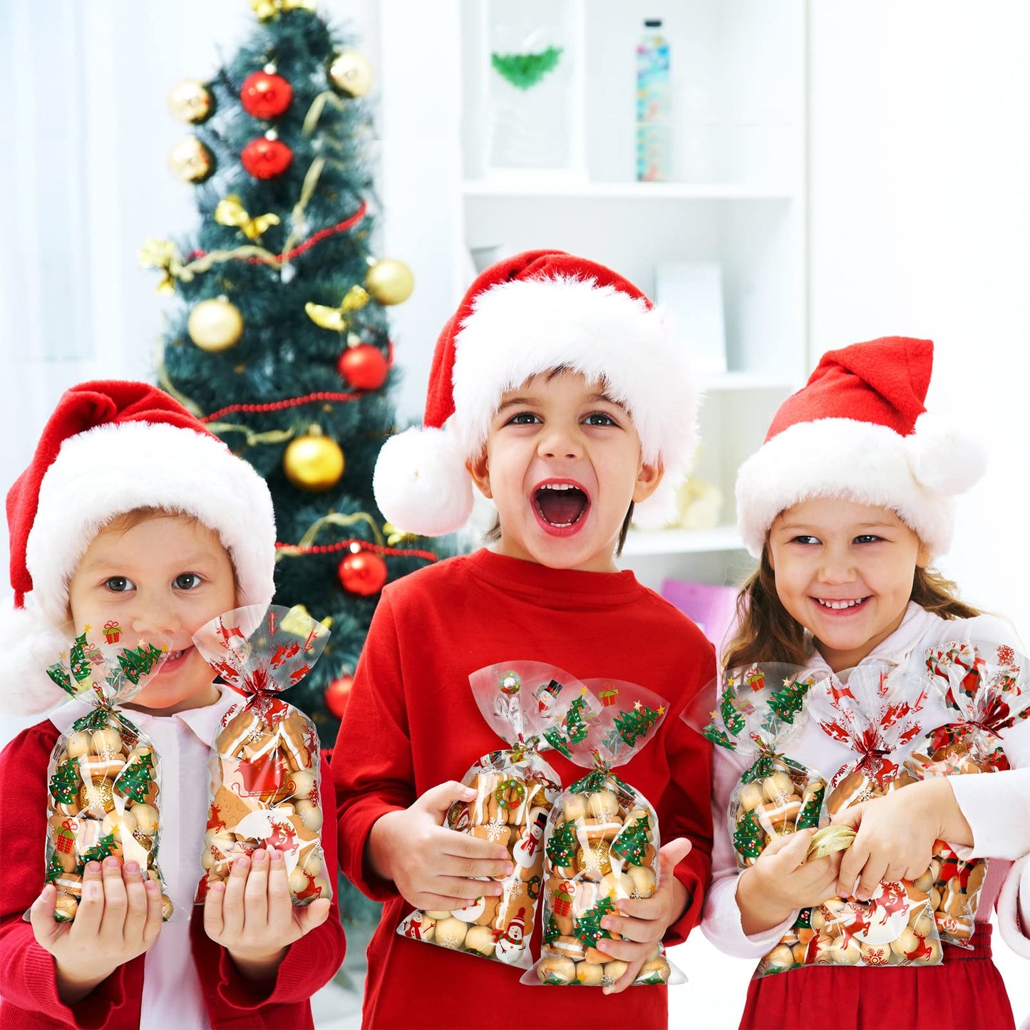 Outus 200 Pieces Christmas Cellophane Treat Bags, Plastic Christmas Cello Bags with Twist Ties for Candy, Cookie, Goodies, Gift Wrap, Xmas Party Favor Supplies (Snowman)