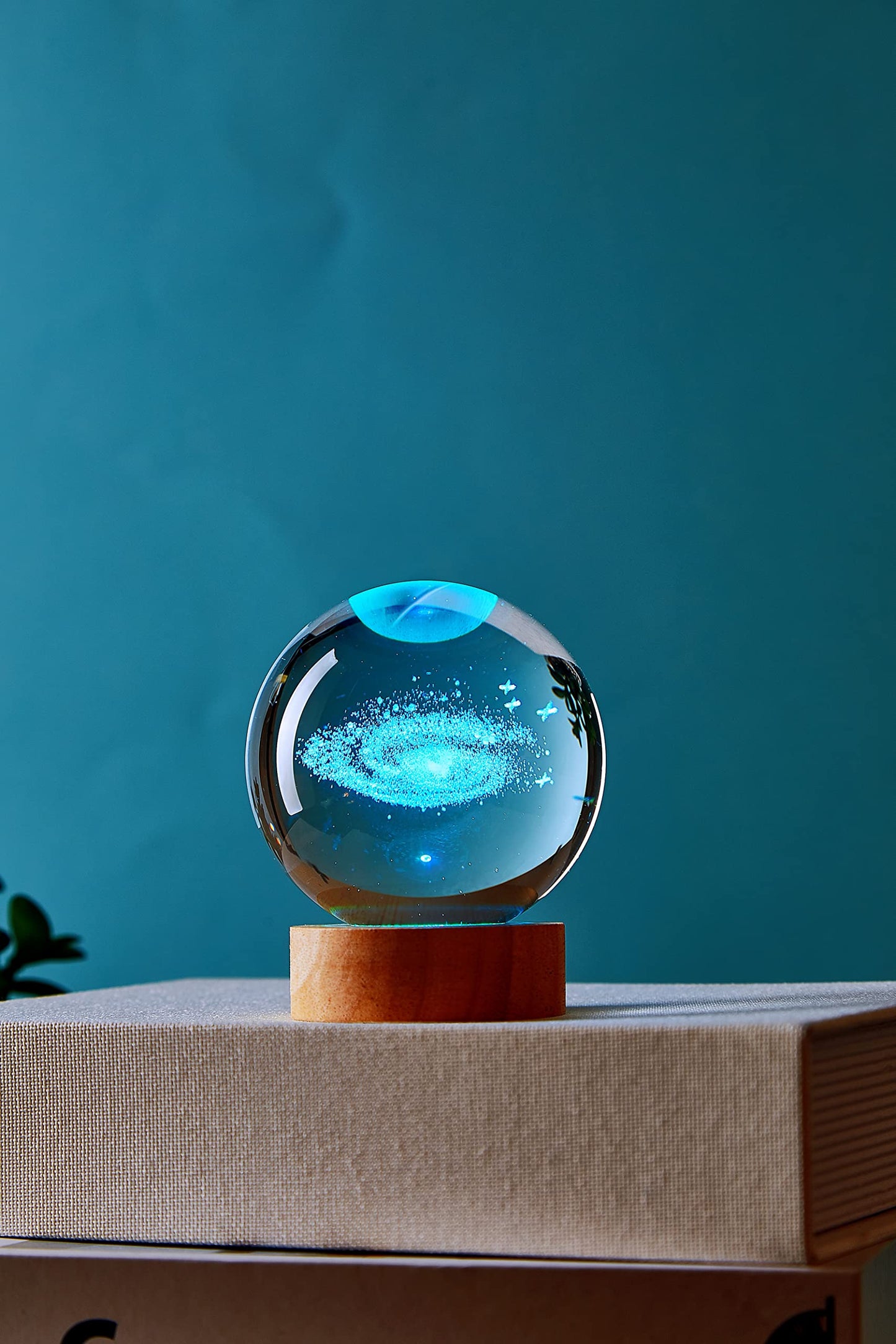 3.15 inch Galaxy Crystal Ball lamp,3D Solar System Crystal Ball Night Light with Wooden Base,16 Colors Change with Remote Control,Clear Glass Planet Light,Birthday Gift for Friends (Galaxy)