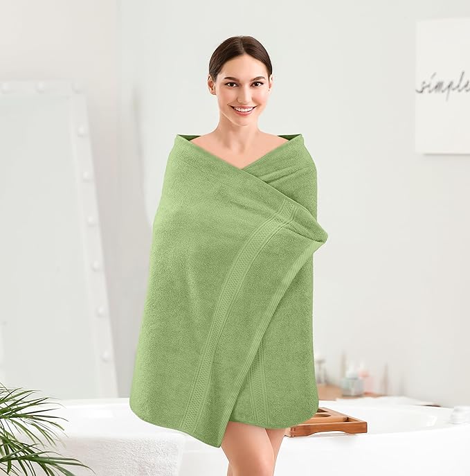 Utopia Towels 4 Pack Premium Bath Towels Set, 27 by 54 Inches, 100% Ring Spun