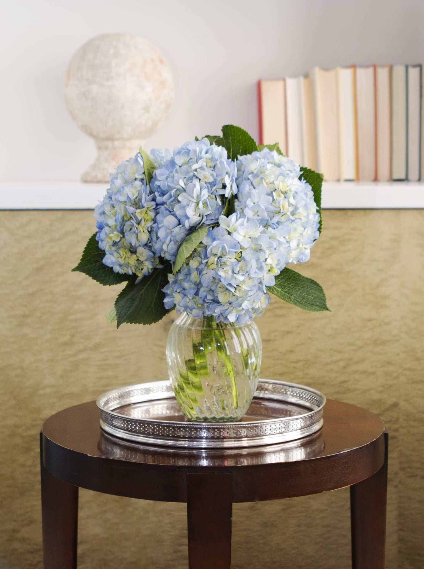 KaBloom - Beauty Bouquet of 6 Blue Hydrangeas with Vase - Fresh Flowers for Birthday, Valentine's & Mother's Day