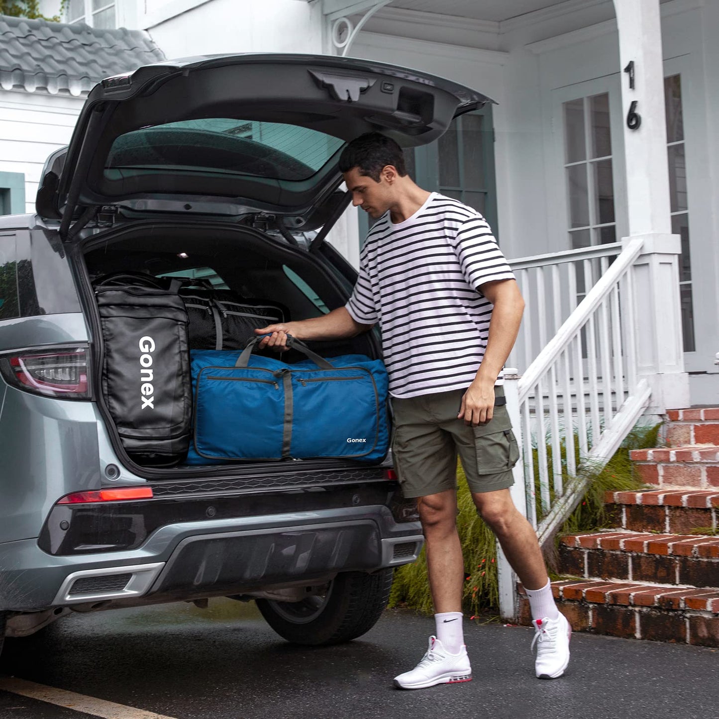 Gonex 40L Large Foldable Travel Duffle Bag with Shoes Compartment, Packable Lightweight Water Repellent Duffel Bag for Camping Gym Weekender Bag Deep Blue