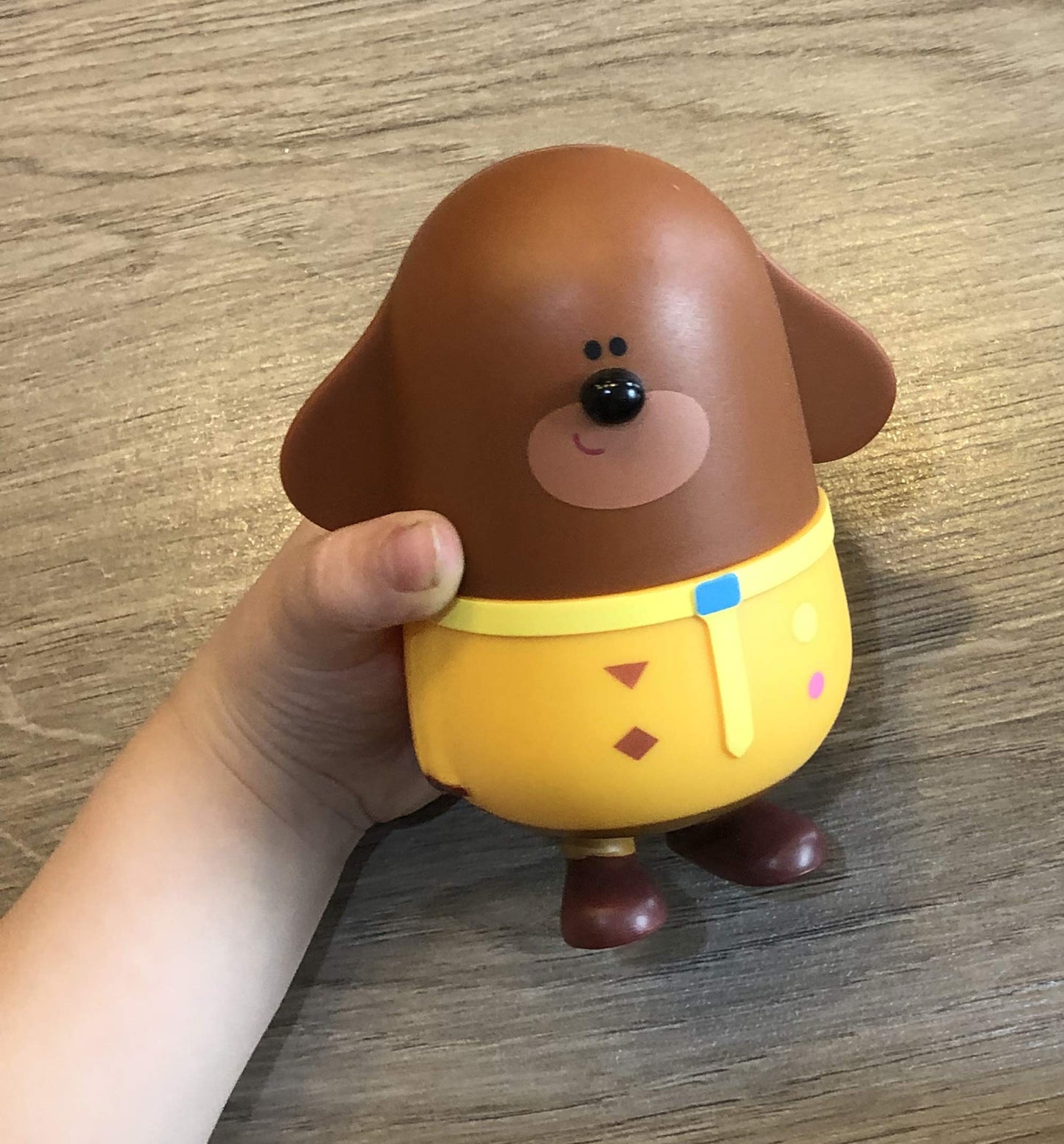 Hey Duggee 1870R Squirrel Figurine Set with Duggee, Multicolor