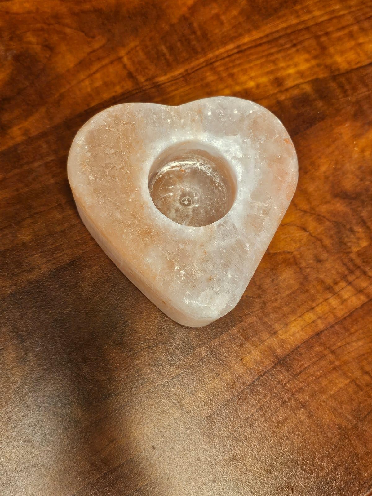 Himalayan Salt Love Rock Candle Holder – Natural Heart-Shaped Salt and Stone Tealight Holder for Cozy Ambiance, Night Light, and Home Decor – Perfect for Meditation