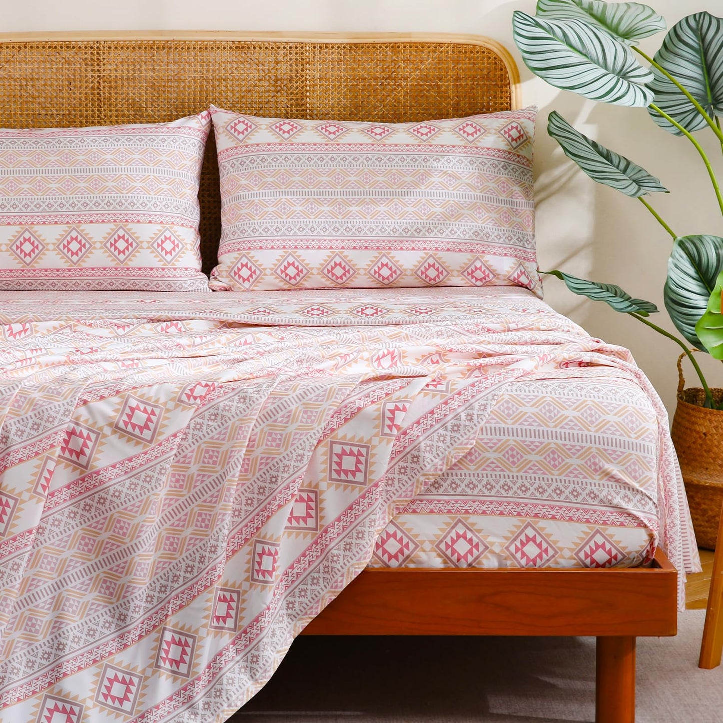 CozySmile Boho Sheet 4 Pieces King Sheet Set Bohemian, Breathable Soft Microfiber 16" Deep Pocket, Western Bedding Sheets Geometric(King, Pastel Pink Geometric)