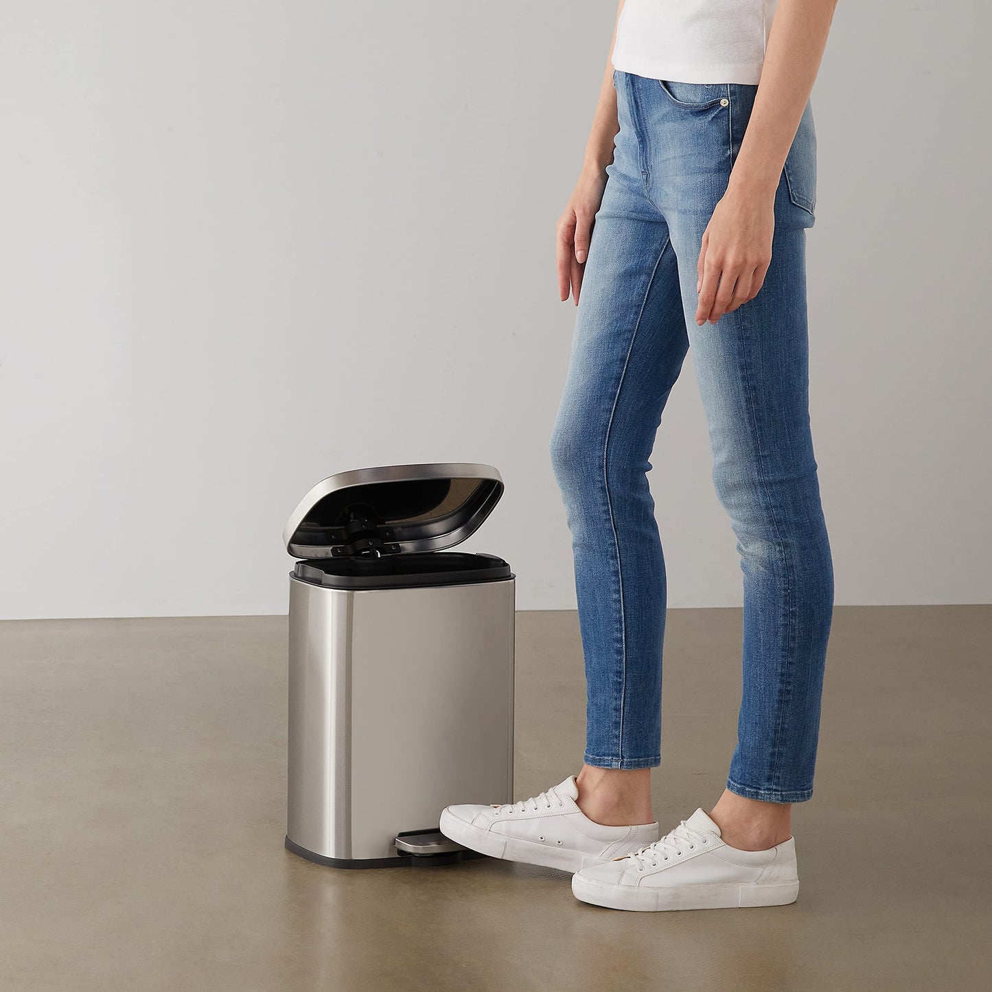 Amazon Basics Smudge Resistant Rectangular Trash Can With Soft-Close Foot Pedal, Brushed Stainless Steel, 50 Liter/13.2 Gallon, Satin Nickel Finish, 16.7"L x 14.7"W x 25.9"H