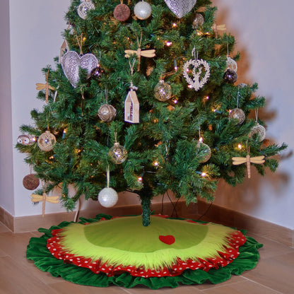Gemscream 30 Inches Green Christmas Tree Skirt Xmas Decorations with Red Heart Patch for Tree Mat Collar with Red Green Trim for Christmas Party Indoor Outdoor Holiday Party Decor