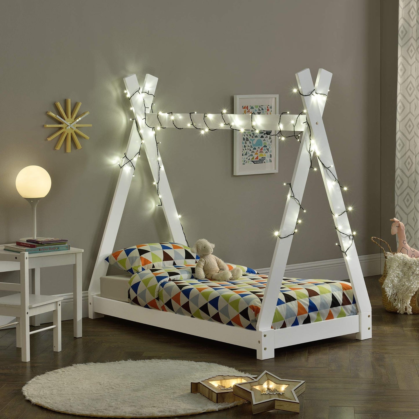 [en.casa] Children Bed 148x76x140cm Matte White Bed for Kids Pine Wood Bed Frame Indian Tent Design