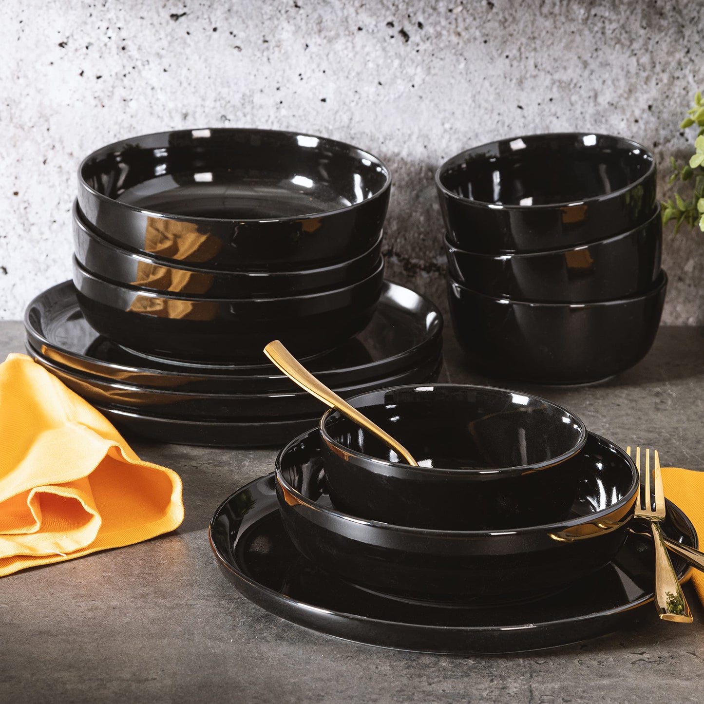Gibson Home Summer Shades 16 Piece Plates and Bowls Dishes Service for 4 Porcelain Dinnerware Set - White