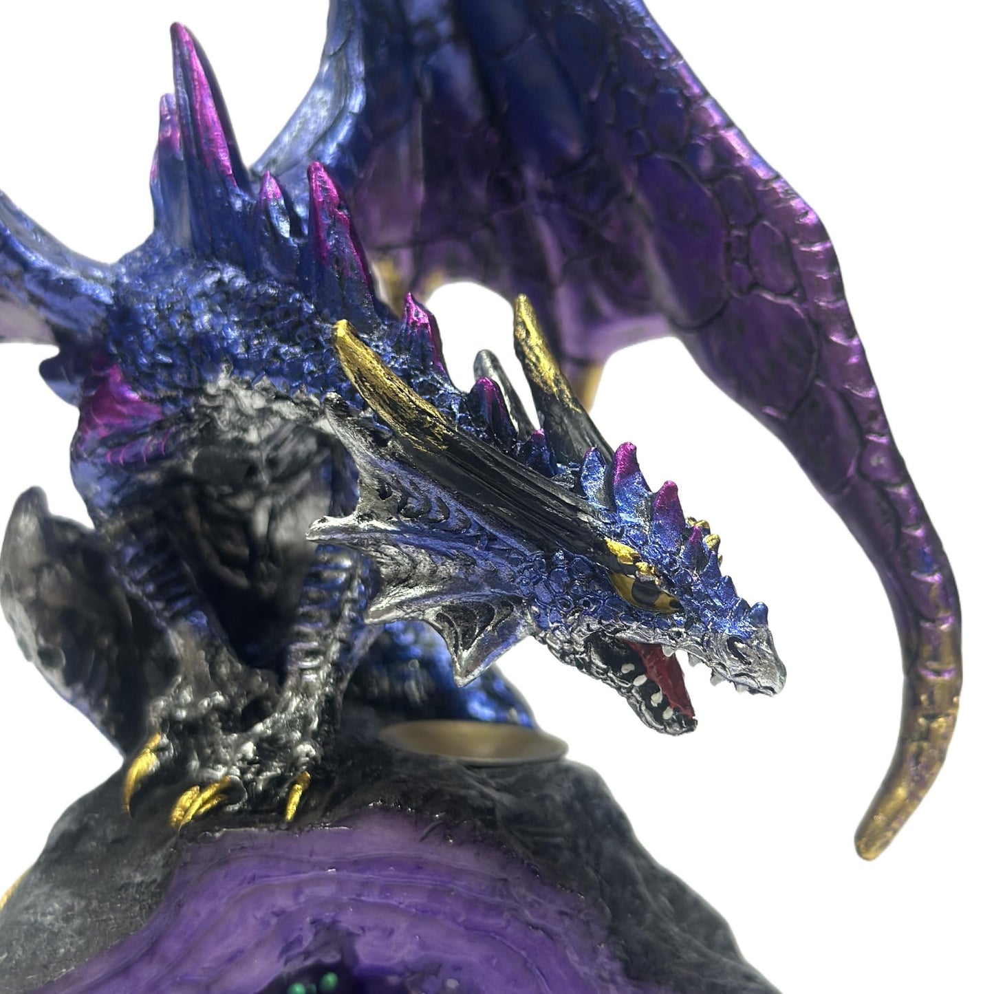 Nature's Mark 9.84-Inch Purple Dragon on Geode Figurine - Metallic Iridescent Guardian Dragon with Baby Hatchling in Crystal Cave - Fantasy Mythical Decor Statue for Home or Office