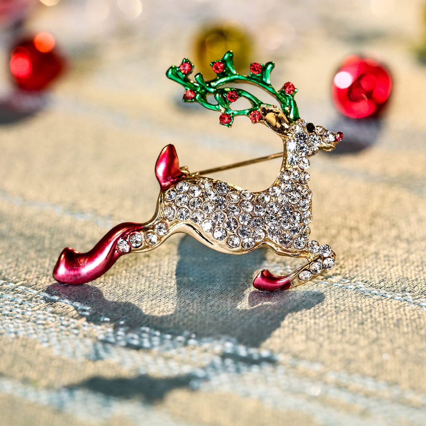 6 Pieces Rhinestone Crystal Christmas Brooch, Fashion Elegant Christmas Brooch Pins for Xmas Holiday Party Celebration, Snowflake, Penguin, Bell Bow Knot, Reindeer, Boots and Christmas Tree
