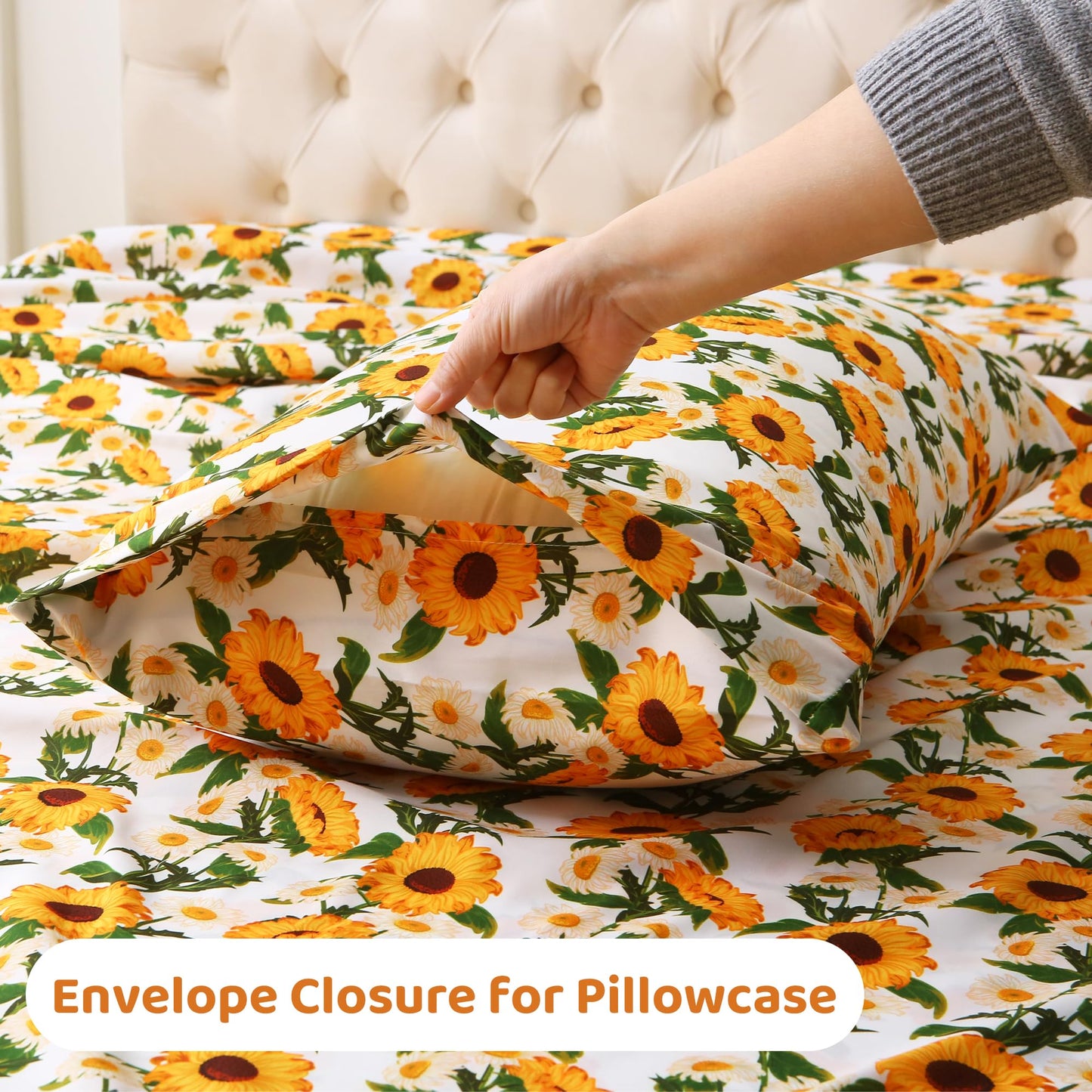 Mooreeke Cozy Vintage Microfiber Printed Floral Queen Sheet Set - Soft & Breathable Yellow Sunflower Bed Sheets with Extra Deep Pocket - Non-Slip Fitted Design - Sunflower Pattern - Queen