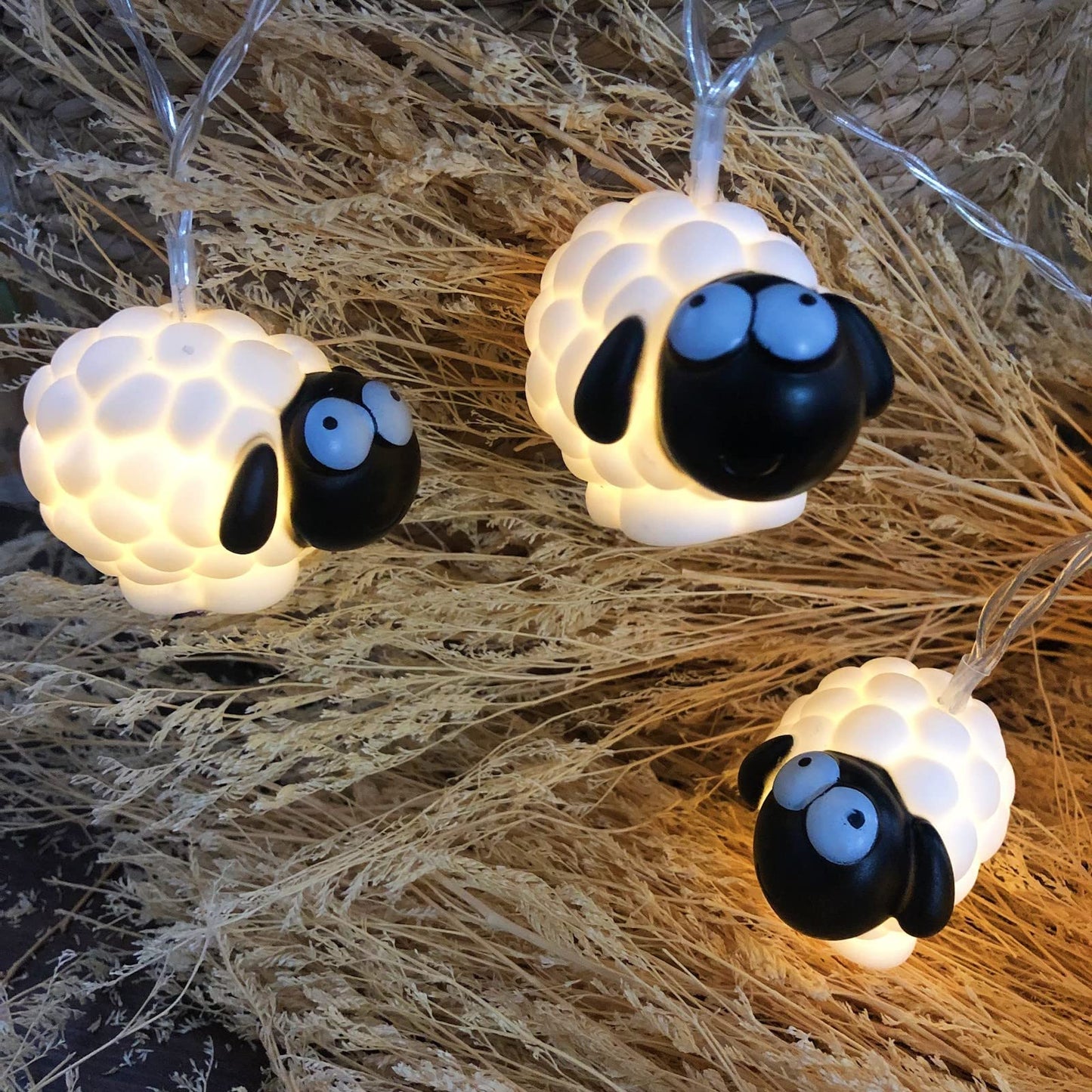 Sezrgiu Cute Painted Sheep Night Light LED Sheep Ornaments String Lights Black Sheep Fairy Light Battery Powered Indoor Outdoor Party Decor Night Light (10LED, Black Sheep)