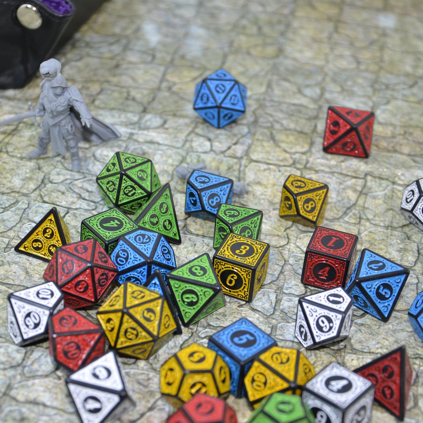 SmartDealsPro Double-Colors Polyhedral Dice Sets with Pouches for D&D DND RPG MTG Dungeon and Dragons Table Board Roll Playing Games D4 D6 D8 D10 D% D12 D20 (5-Color Retro Sets)