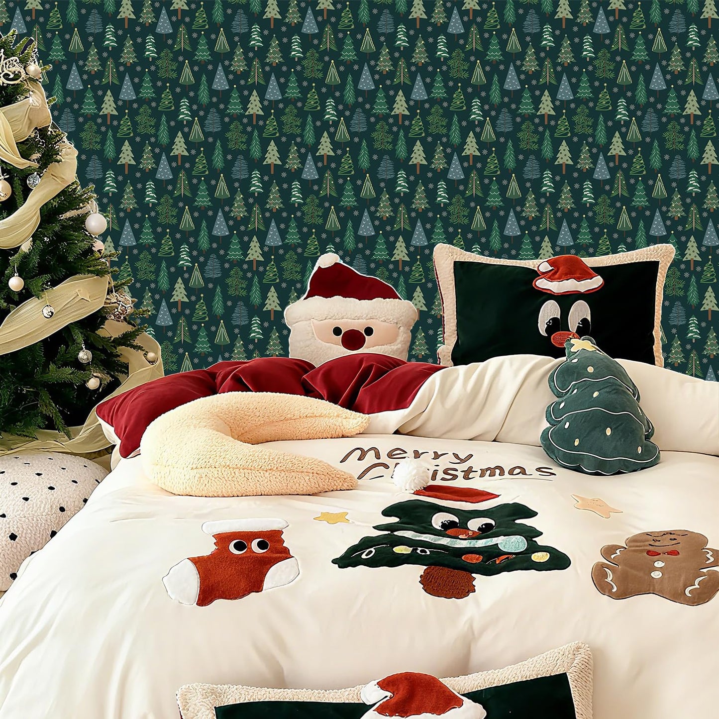 IARTTOP Christmas Tree Wallpaper Pine Tree Contact Paper Green Christmas Wallpaper Peel and Stick Holiday Self Adhesive Art Paper for Xmas Gift Holiday Party Cabinet Decoration(17.3"X118.1")