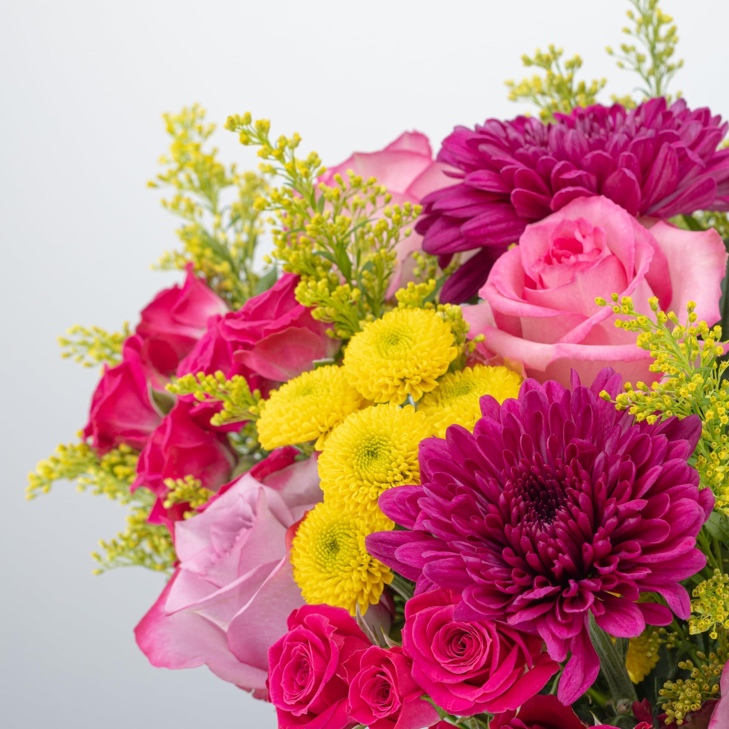 Benchmark Bouquets - Mothers Day Mixed Bouquet - Fresh Flowers for Delivery - Mothers Day Flowers - Gifts for Mom - Fresh Floral Bouquet - Teacher Appreciation Gifts (Glass Vase Included)