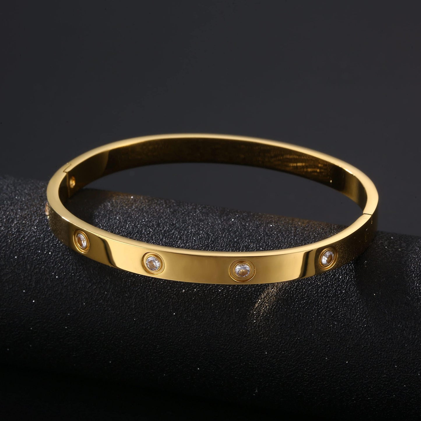 YCSLYW Women's Stainless Steel Bracelet Jewelry Crystal Bracelet With Cube Zircon Hinge Jewelry oval Bangle Christmas Valentines Birthday Gifts for Women (Love Gold)